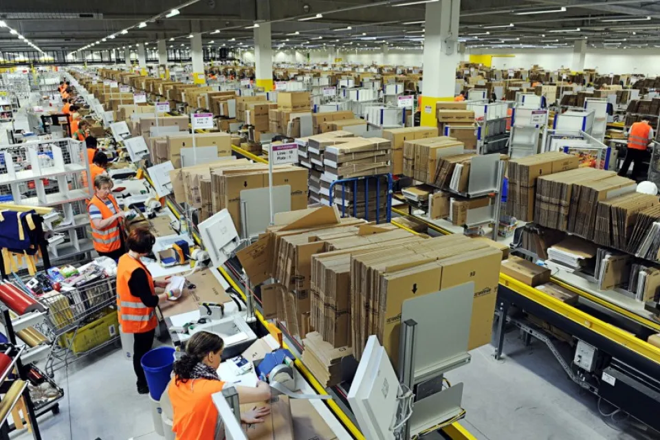 Amazon Warehouse